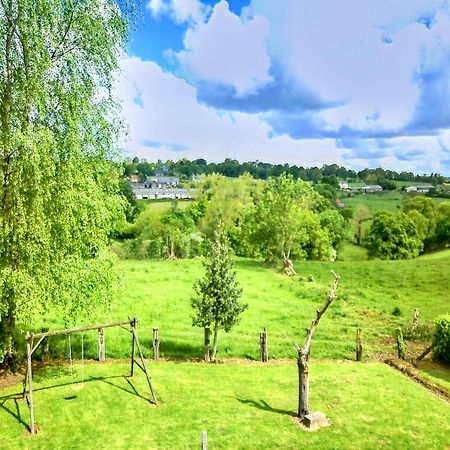 Holiday Home Close To Normandy Montaigu-les-Bois Exterior photo