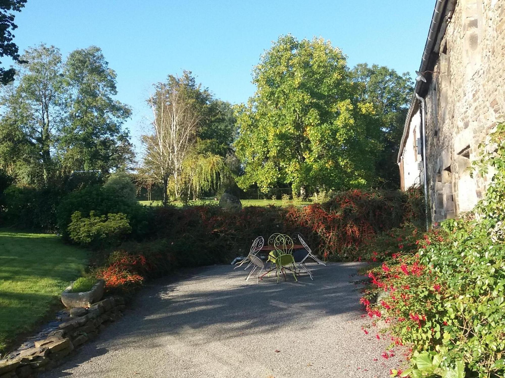 Holiday Home Close To Normandy Montaigu-les-Bois Exterior photo