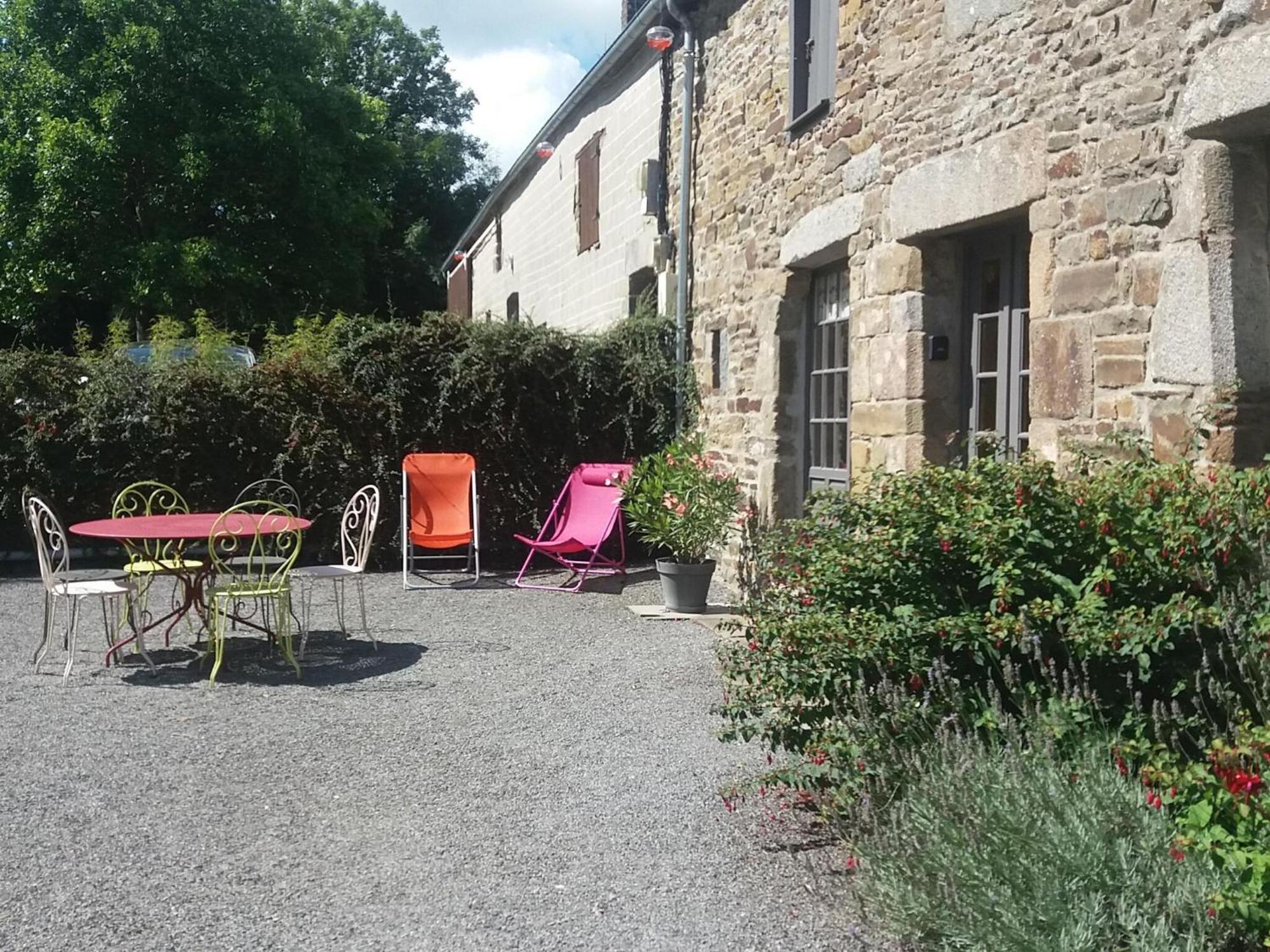Holiday Home Close To Normandy Montaigu-les-Bois Exterior photo